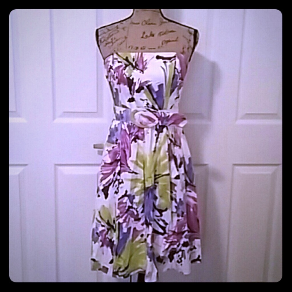 Madison Women Strapless Dress | Belt